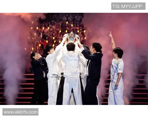 BLG战队在冠军杯积分榜中以84分稳居第一位置展现强大实力 BLG战队在冠军杯积分榜中以84分稳居第一位置展现强大实力